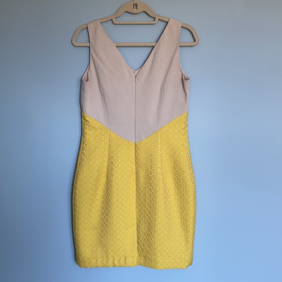 Yellow Sleeveless Dress - Large - Picture 4 of 8